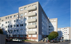 t2 à la location -   18100  VIERZON, surface 48 m2 location t2 - UBI483225026